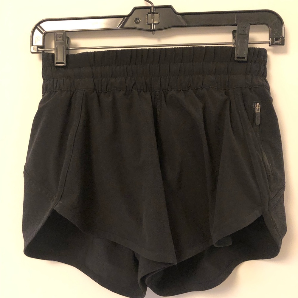 Black Lululemon shorts